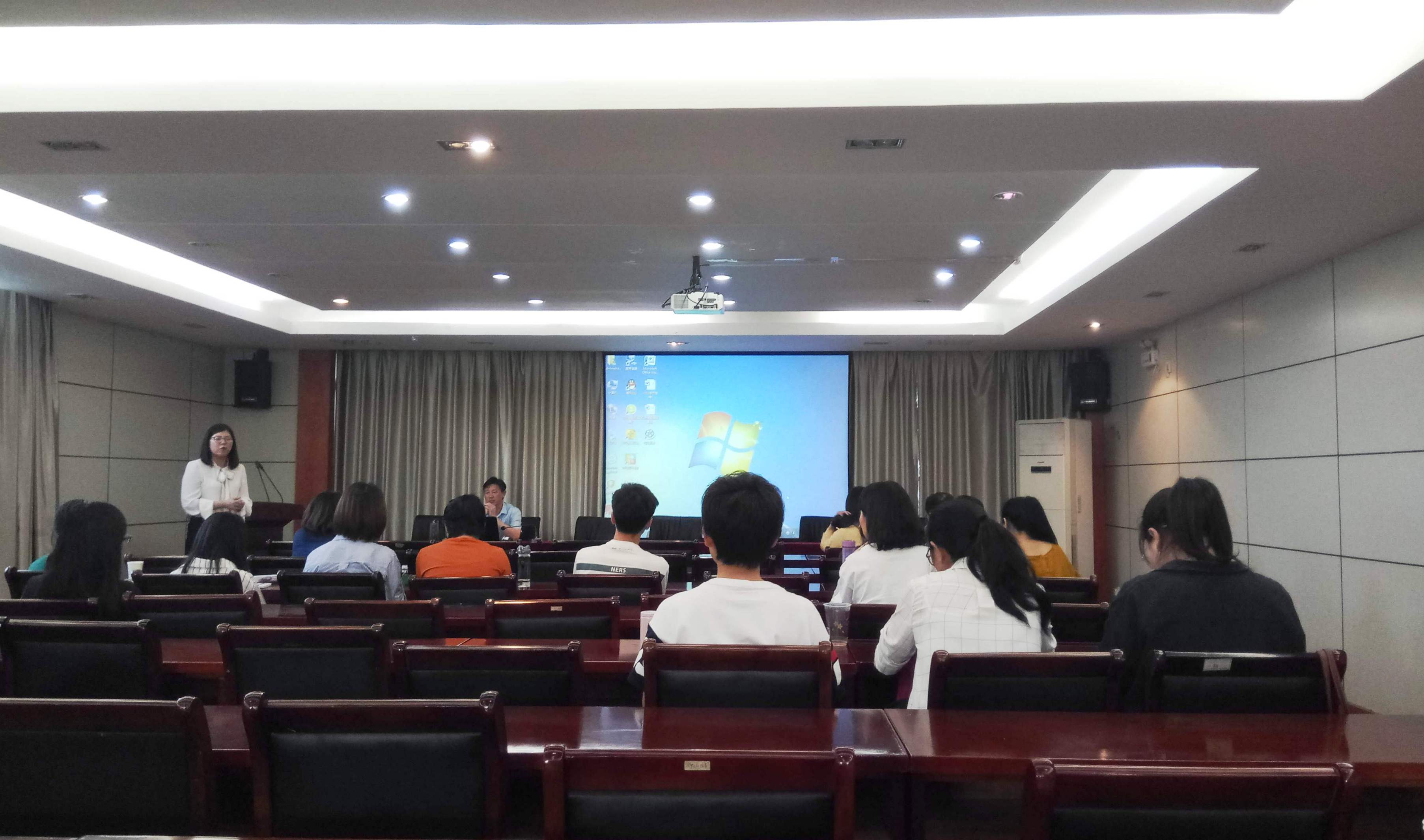 安徽师范大学外国语学院张德让教授来beat365做学术讲座