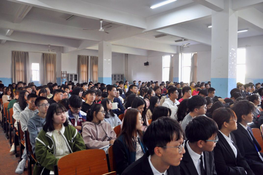 beat365正版唯一官方网站第一届团学干部培训班第五讲