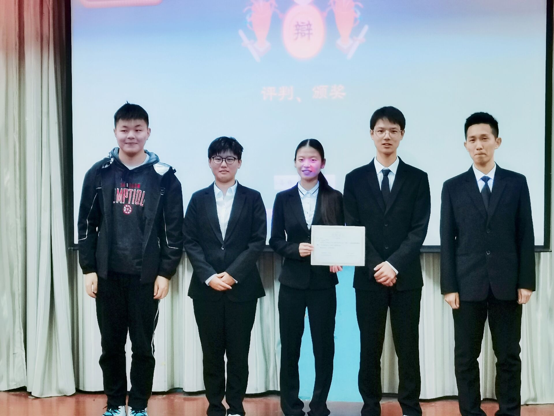 <strong>2020beat365正版唯一官方网站土木工程学院逐鹿杯辩论赛总决赛 顺利举行</strong>