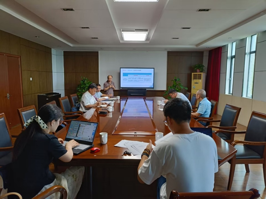 beat365顺利召开新建实验室论证会