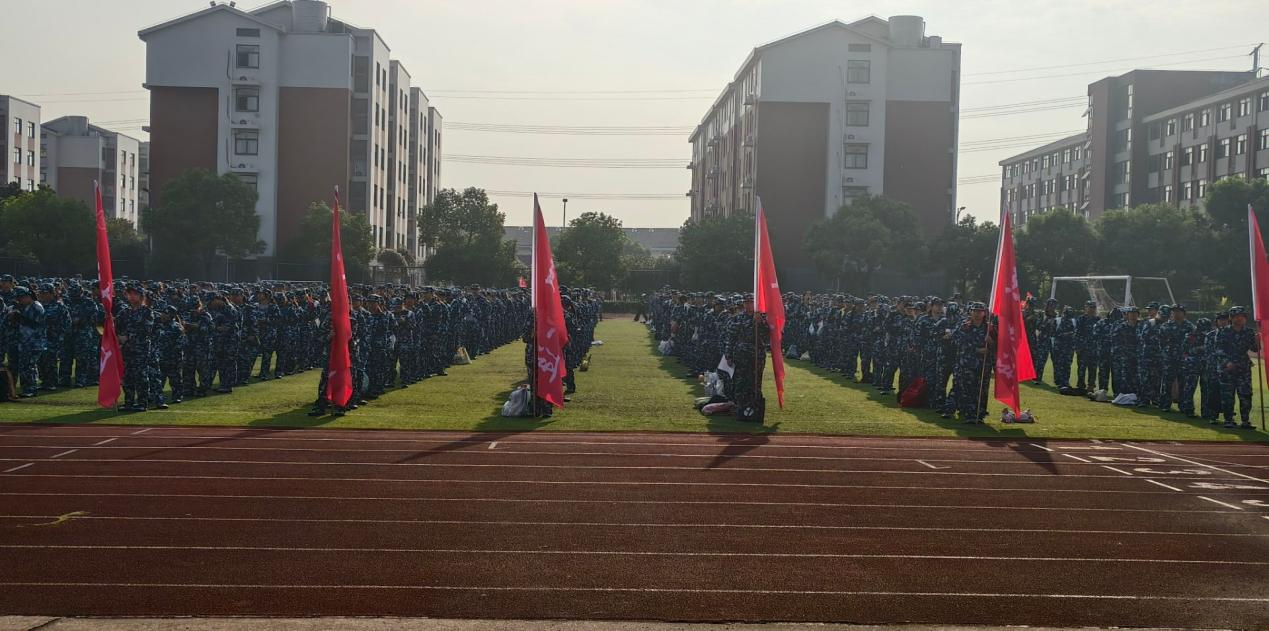 定格迷彩青春，记录热血青春——计算机与人工智能学院第三届“最美军训照”征集评选活动圆满结束